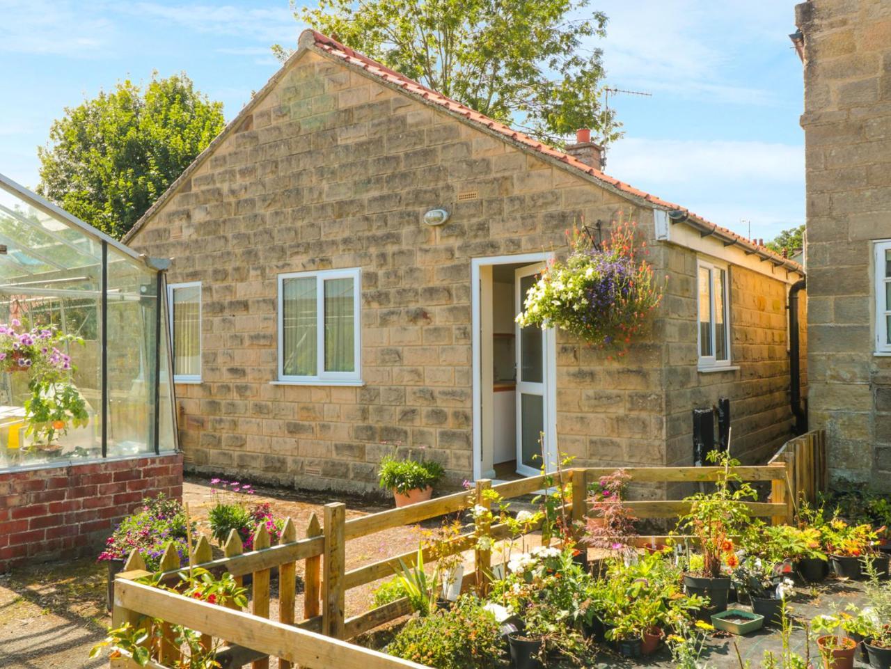 River Gardens Cottage Whitby Buitenkant foto